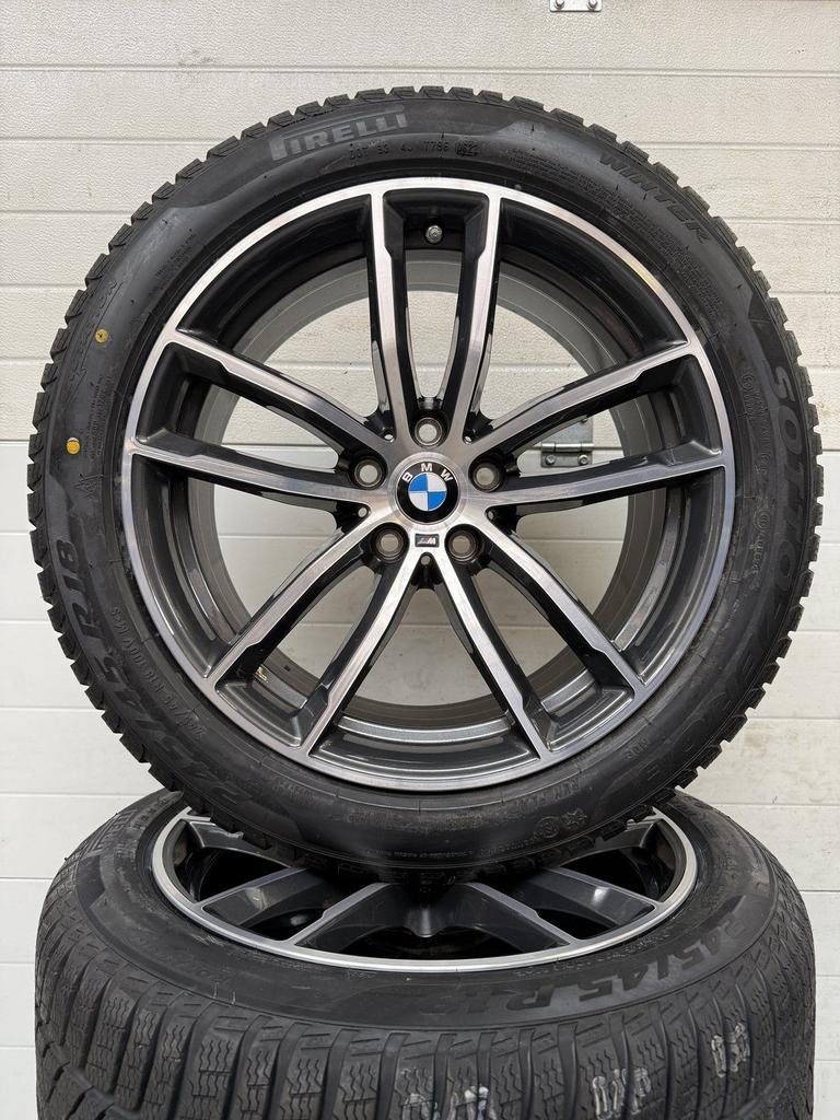 NIEUW 18’’ BMW 5 SERIE G30 G31 VELGEN WINTERBANDEN ORIG RFT, 18 inch, -, -, Banden en Velgen