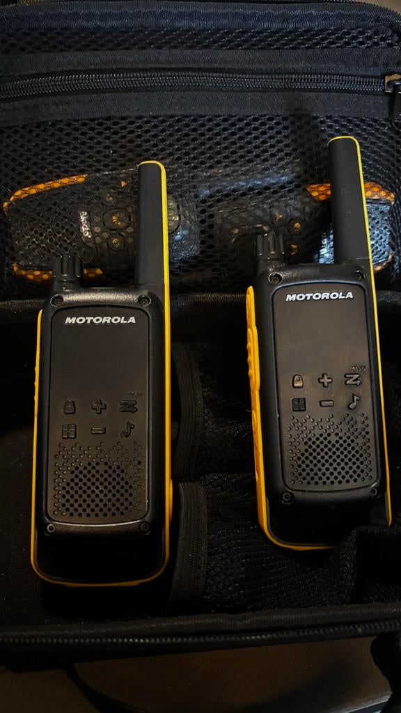 Motorola TALKABOUT T82 Extreme Walkie-Talkie Set, Verzenden, 5 tot 15 km, Zo goed als nieuw, Portofoon of Walkie-talkie