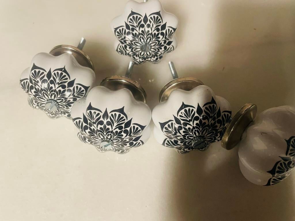 Kastknoppen porselein, 6 stuks, Ophalen of Verzenden, Zo goed als nieuw