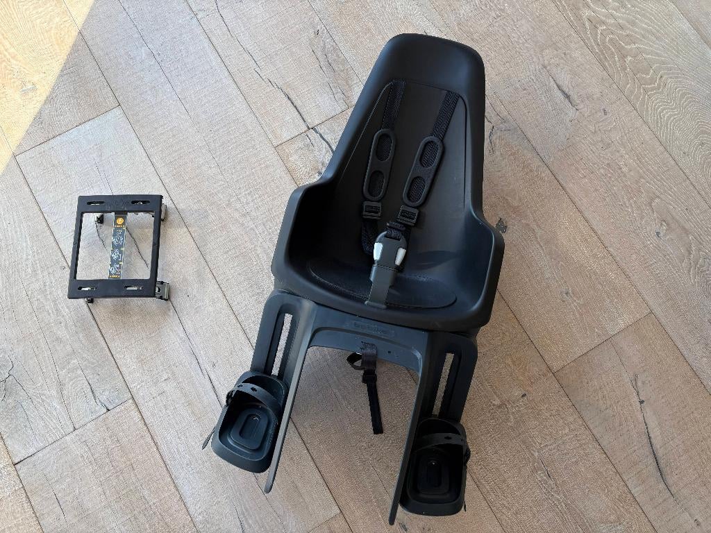 Bobike One Maxi fietsstoeltje - Urban Black, Ophalen, Achterzitje, Voetsteuntjes, Zo goed als nieuw