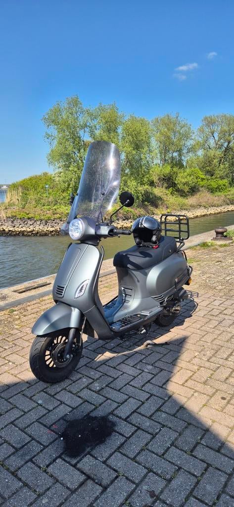 Senzo RivaLux Special Matgroen, Fietsen en Brommers, Snorfietsen en Snorscooters, Gebruikt, Benzine, Ophalen, Overige merken