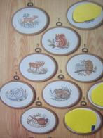 borduurpatroon hert uilen reeen jachthond wezel vlinders, Ophalen of Verzenden, Zo goed als nieuw, Handborduren, Patroon