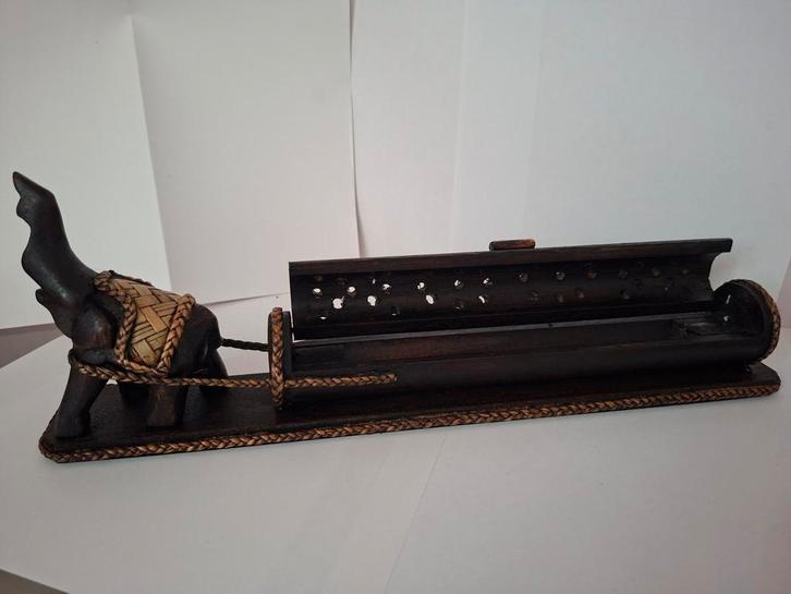 Wierookhouder hout getrokken door olifant, Huis en Inrichting, Woonaccessoires | Overige, Ophalen of Verzenden