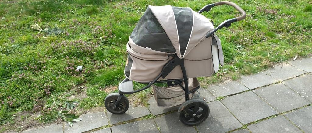 Hauck hondenbuggy 3 wieler met mand, Ophalen