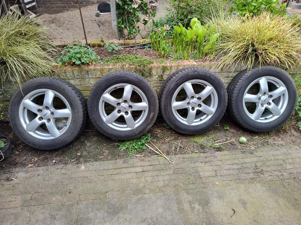 Nette Rial velgen, 16 inch met winterbanden, steek 5x110, Ophalen, Gebruikt, 16 inch, Winterbanden