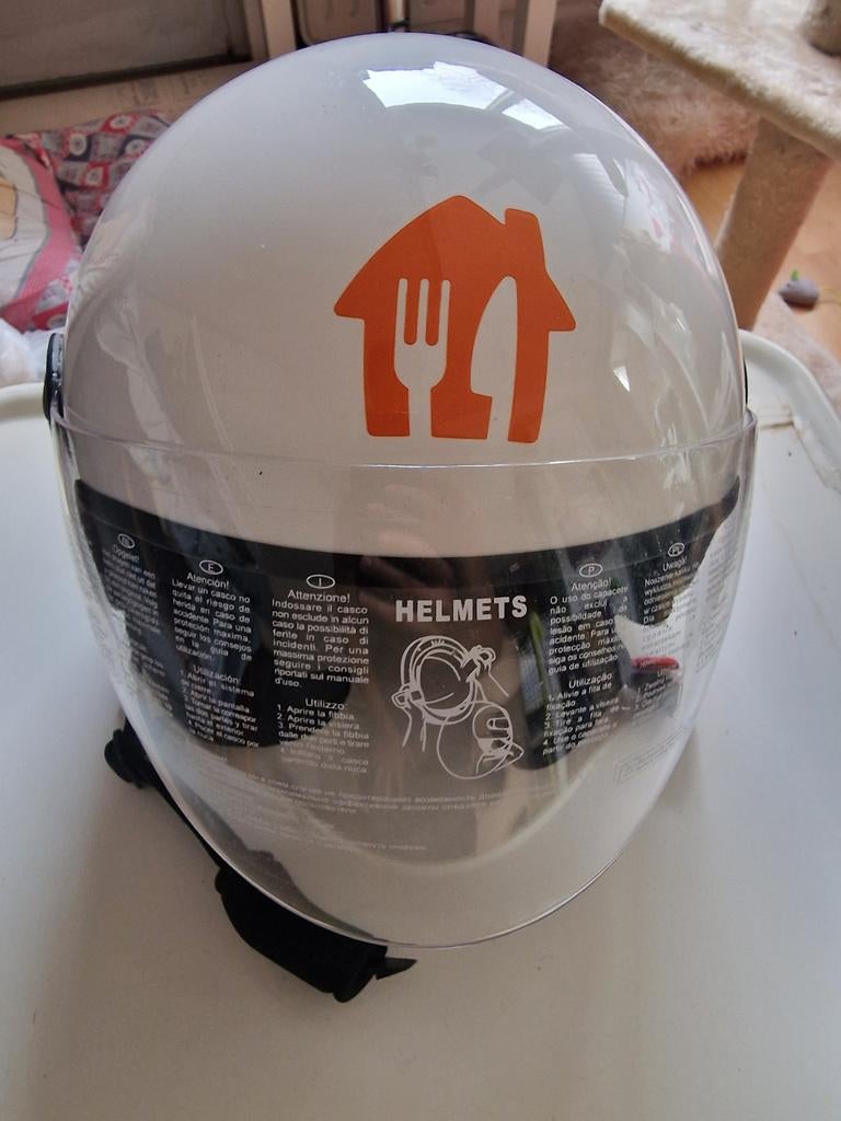 2 scooter helmen te koop., Ophalen, Medium