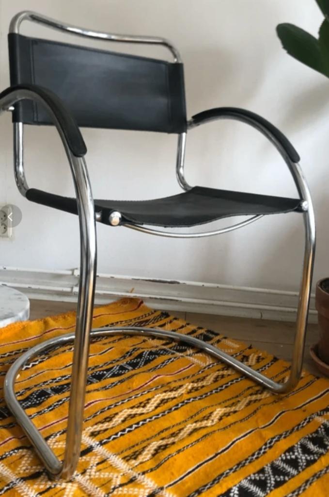 Cantilever stoel / mid-century / vintage / bauhaus stijl, Huis en Inrichting, Gebruikt, Bauhaus, Zwart, Ophalen of Verzenden