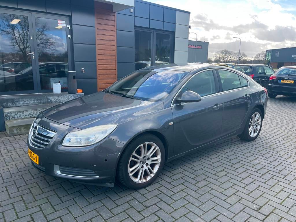 Opel Insignia 1.8 Business Navi Ecc 2009 Hatchback, Euro 5, Stof, Gebruikt, Zwart