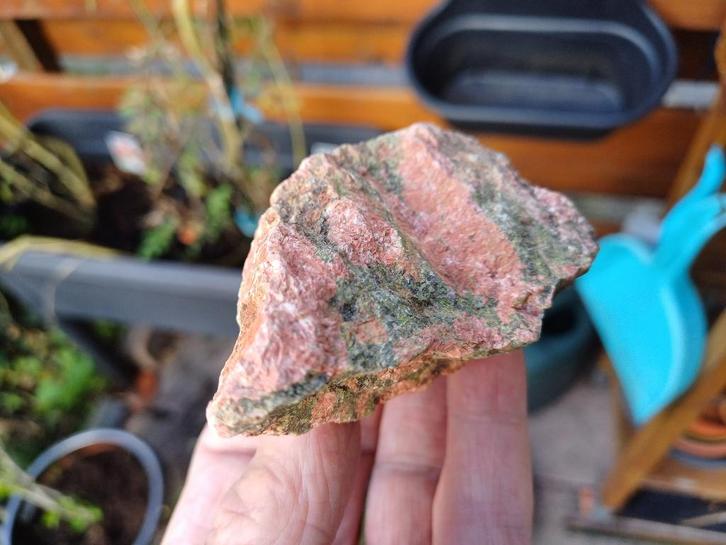 Rij202 Unakiet Zuid Afrika #collectie #verzameling, Verzamelen, Mineralen en Fossielen, Mineraal, Ophalen of Verzenden