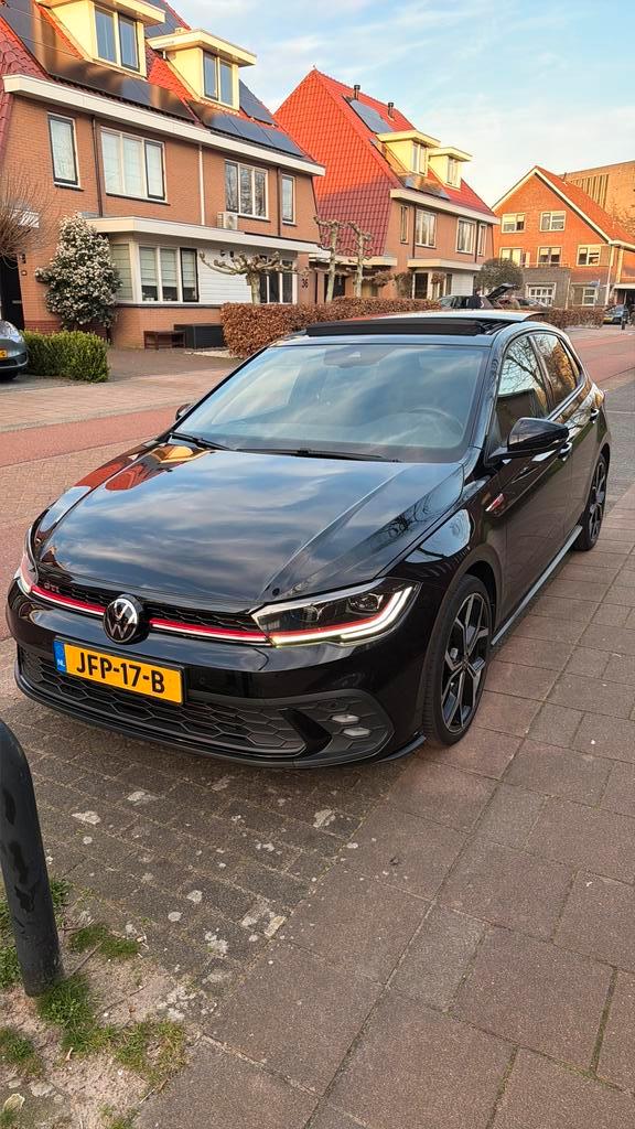 Volkswagen Polo 2.0 TSI 207pk Dsg-7 2022 Zwart, Auto's, Volkswagen, Particulier, Polo, Achteruitrijcamera, Airbags, Airconditioning
