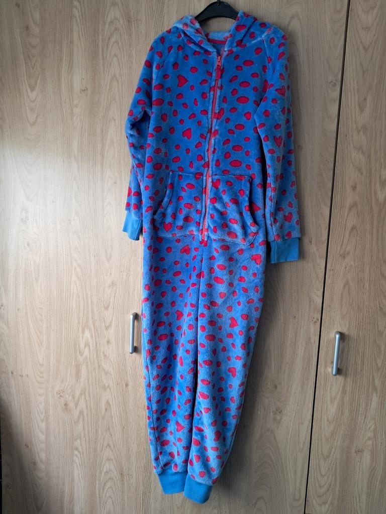 Onesie WE blauw met oortjes capuchon maat 134 / 140 meisje, Kinderen en Baby's, Kinderkleding | Maat 134, Nacht- of Onderkleding
