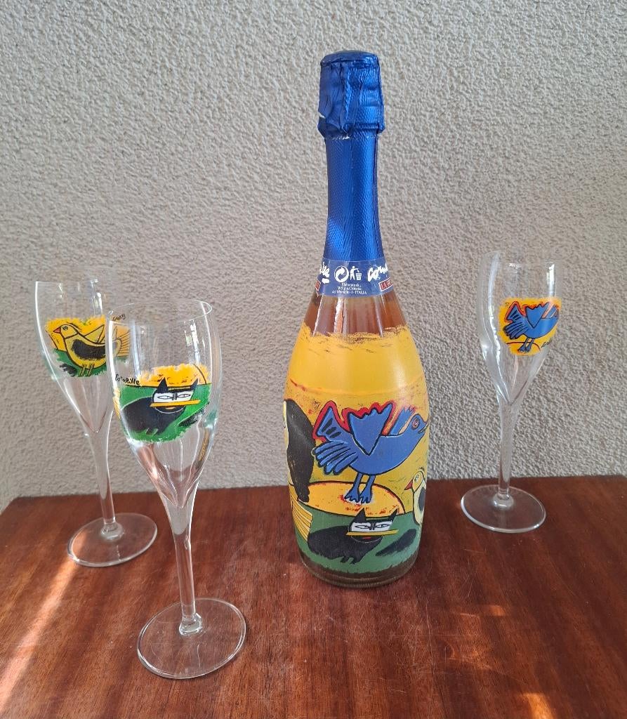 Corneille fles spumante brut met 3 glazen en een folder, Ophalen of Verzenden, Zo goed als nieuw, Overige typen
