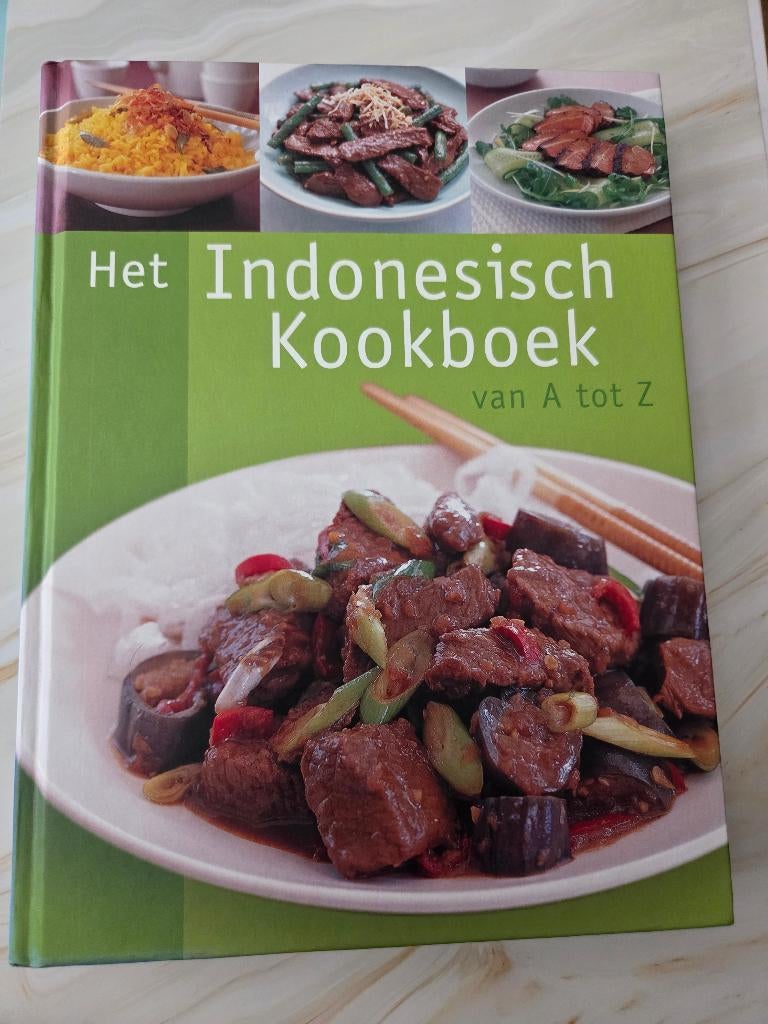 Het Indonesische kookboek van a tot z, Boeken, Kookboeken, Ophalen of Verzenden, Zo goed als nieuw, Azië en Oosters
