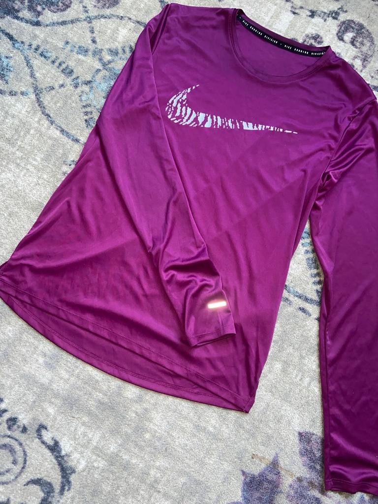 Nike hardloopshirt met glow in the dark details, Paars, Ophalen of Verzenden, Fitness of Aerobics, Maat 36 (S)