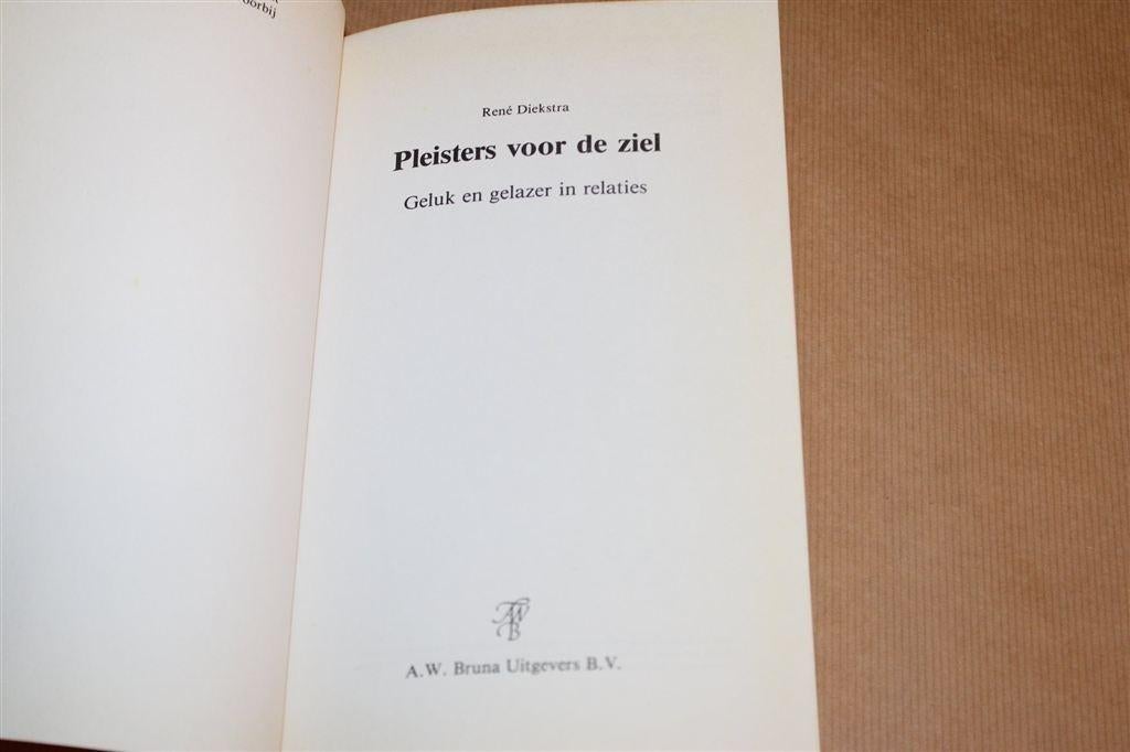 Pleisters voor de Ziel — Columns over Relaties & Geluk, Ophalen of Verzenden, Gelezen, Overige onderwerpen, Achtergrond en Informatie