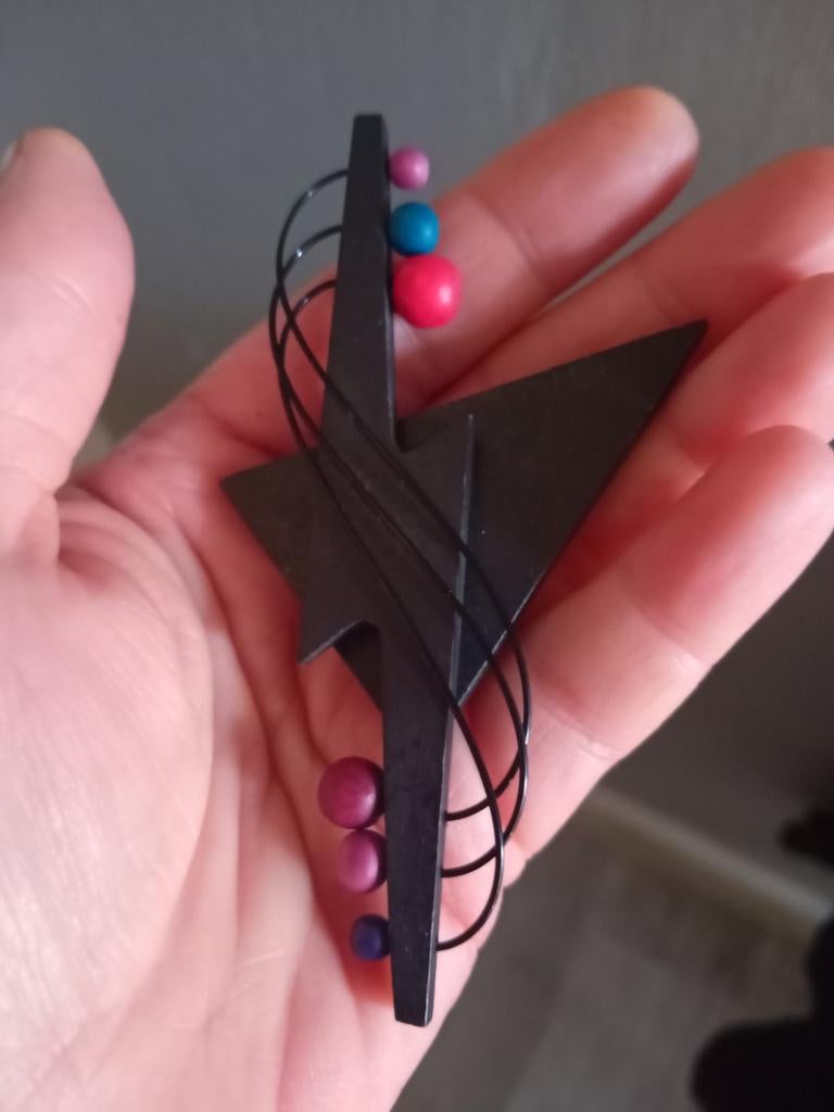 Unieke abstracte broche met kleurrijke kralen, Overige materialen, Zwart, Ophalen of Verzenden, Zo goed als nieuw