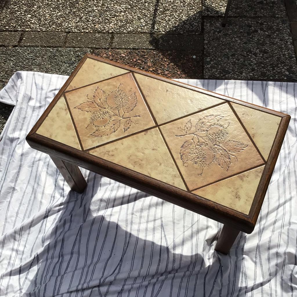 Salontafel met tegels, Huis en Inrichting, Gebruikt, Minder dan 50 cm, Rechthoekig, Overige houtsoorten