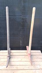 Houweel pikhouweels decoratie, Ophalen