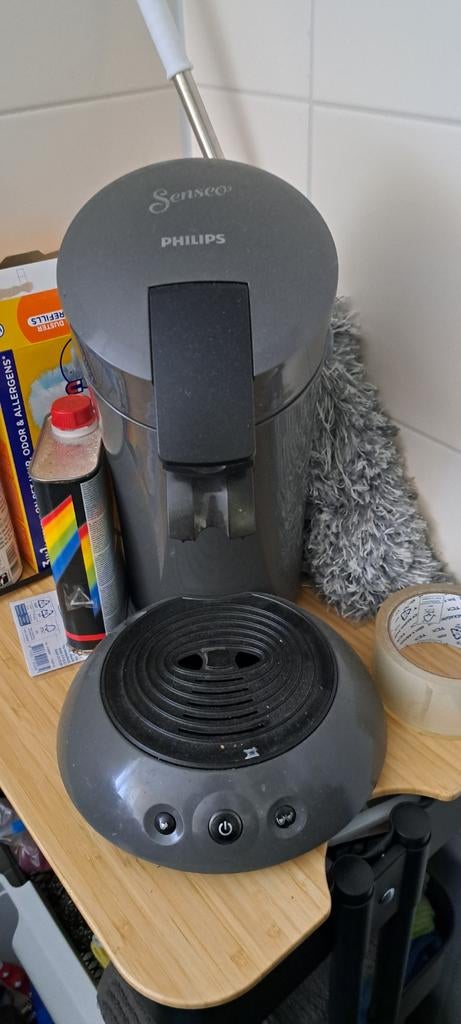 Senseo met paar zakken senseo, Witgoed en Apparatuur, Koffiezetapparaten, Ophalen, Zo goed als nieuw, Koffiemachine, Koffiepads en cups