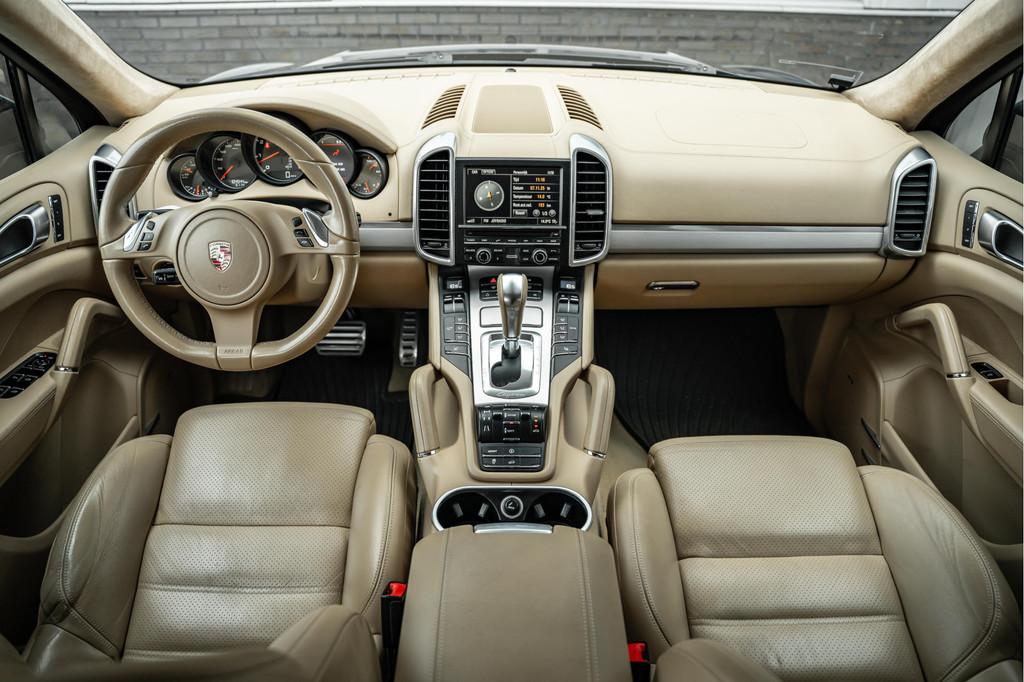 Porsche Cayenne 4.8 Turbo | Adaptive Cruise | Bose | Porsche, Automaat, Gebruikt, Blauw, Verwarming stoelen achter