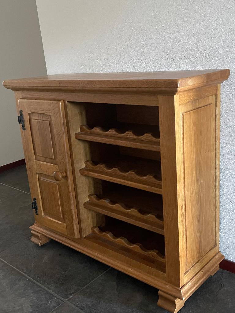 Oisterwijk - Wijnkast, Antiek en Kunst, Ophalen