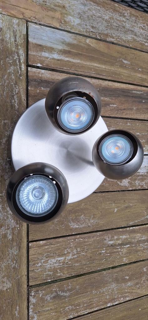 Plafondlamp met 3 spotjes - zelf te vervangen, Gebruikt, Metaal of Aluminium, Ophalen of Verzenden, Led