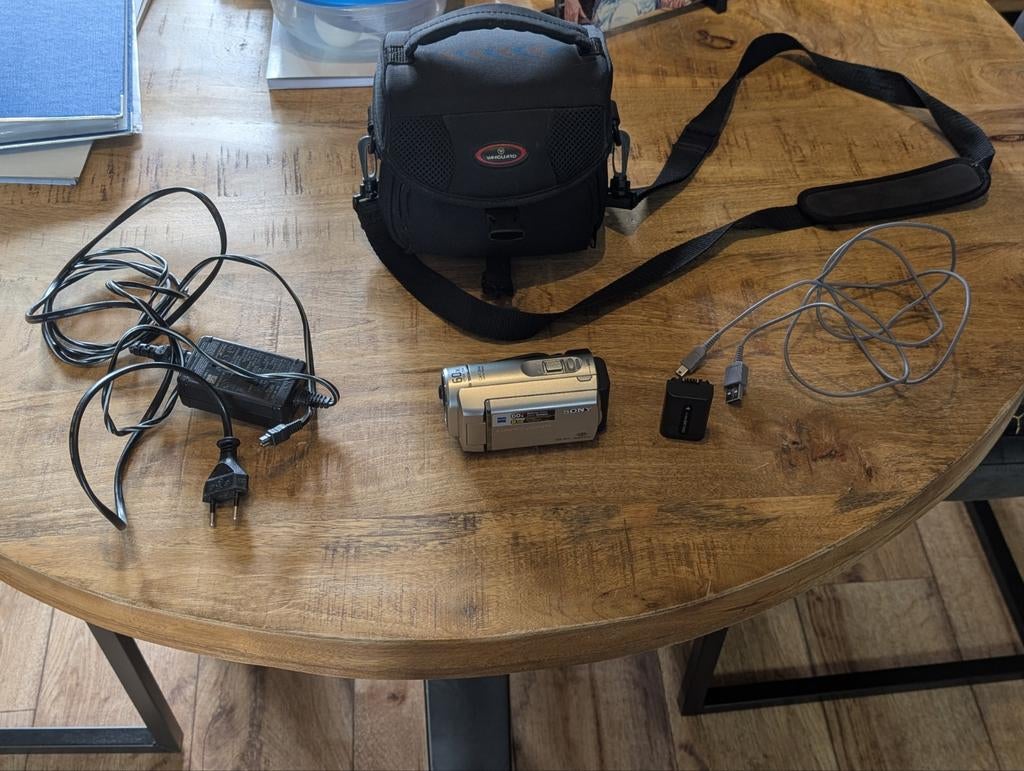 Sony Handycam DCR-SX31 met tas en oplader + batterij, Audio, Tv en Foto, Videocamera's Digitaal, Ophalen