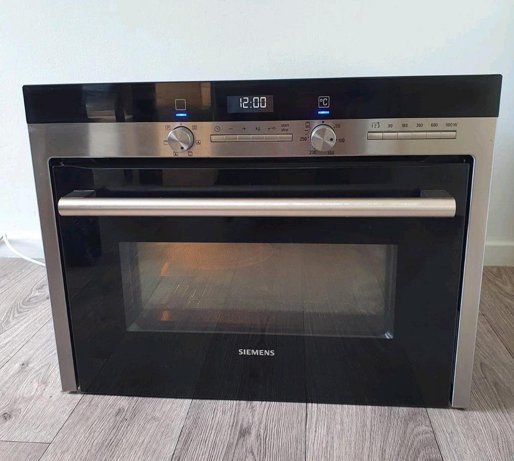 SIEMENS combi oven/magnetron in nette staat, Zo goed als nieuw, Oven met grill, Inbouw, 45 tot 60 cm