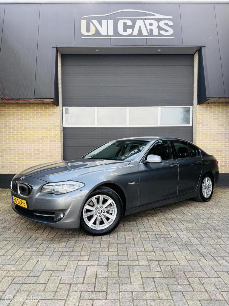 BMW 5-serie 520i High Executive|Automaat|Leder|NieuweKetting, Automaat, Euro 5, Achterwielaandrijving, Gebruikt
