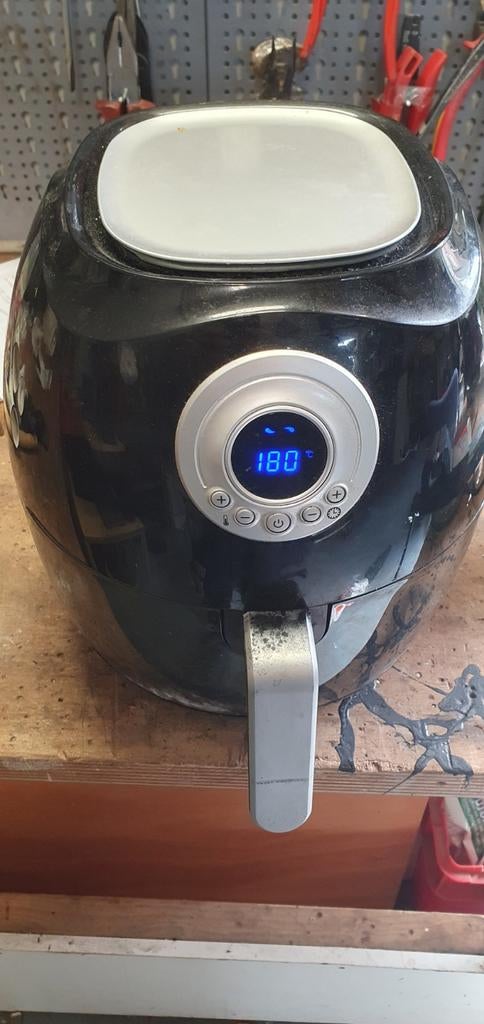 Gebruikte Airfryer - Zwart met digitaal display, Witgoed en Apparatuur, Airfryers, Ophalen of Verzenden, Gebruikt, Airfryer, 1000 t/m 1499 gram