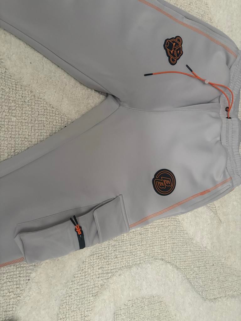 Black Bananas trainingspak grijs - Maat M, Kleding | Heren, Overige Herenkleding, Ophalen, Zo goed als nieuw