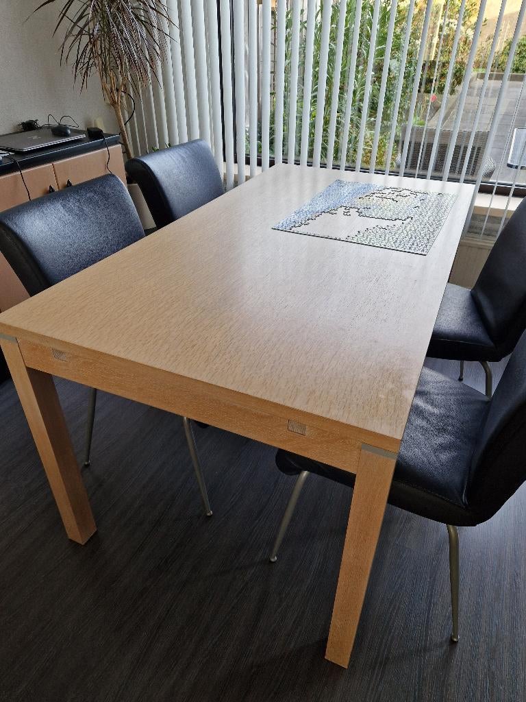Eetkamertafel + 4 stoelen, Ophalen, Gebruikt, Beukenmotief, 50 tot 100 cm