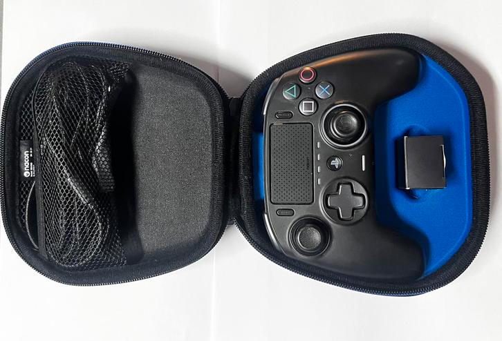 Nacon Pro 3 Controller – Zo goed als nieuw – PS4/PC, Spelcomputers en Games, Spelcomputers | Sony PlayStation Consoles | Accessoires