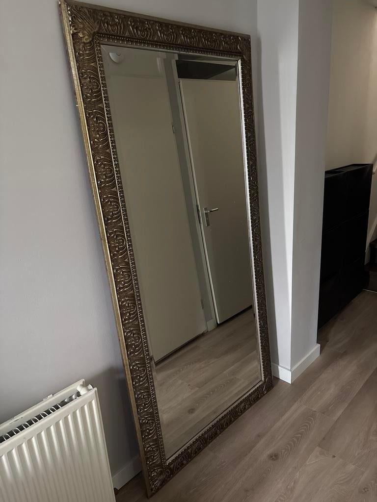 Grote spiegel met facetrand en barokke lijst - Goudkleurig, Huis en Inrichting, Woonaccessoires | Spiegels, Ophalen, Gebruikt