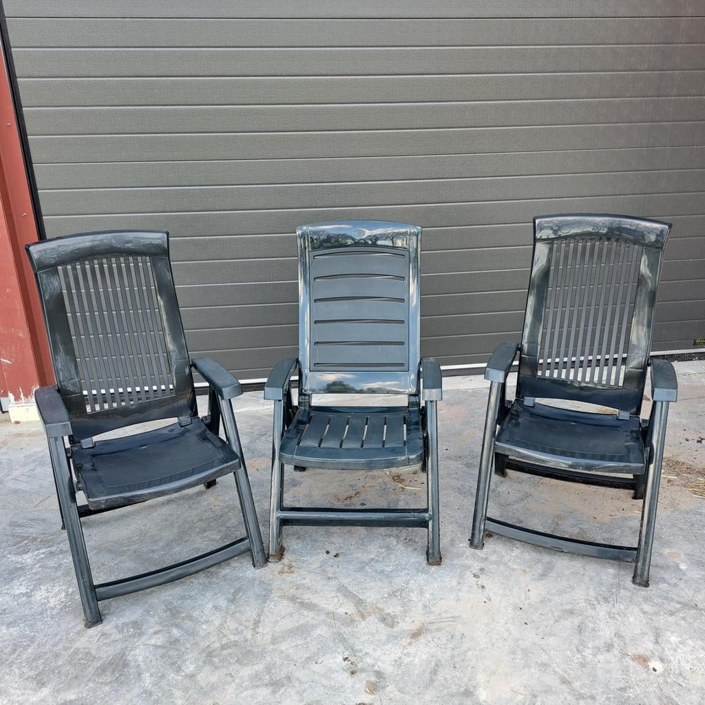 Tuinset met 3 verstelbare stoelen, Ophalen, Kunststof, Gebruikt, 3 zitplaatsen