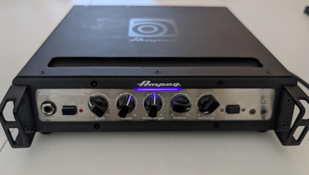 Ampeg Portaflex PF350, Muziek en Instrumenten, Versterkers | Bas en Gitaar, Ophalen of Verzenden, Zo goed als nieuw, Basgitaar