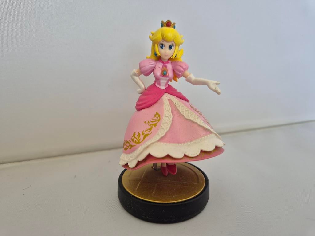 Super Mario Smash Bros Amiibo Princess Peach, Avontuur en Actie, 1 speler, Ophalen of Verzenden, Zo goed als nieuw