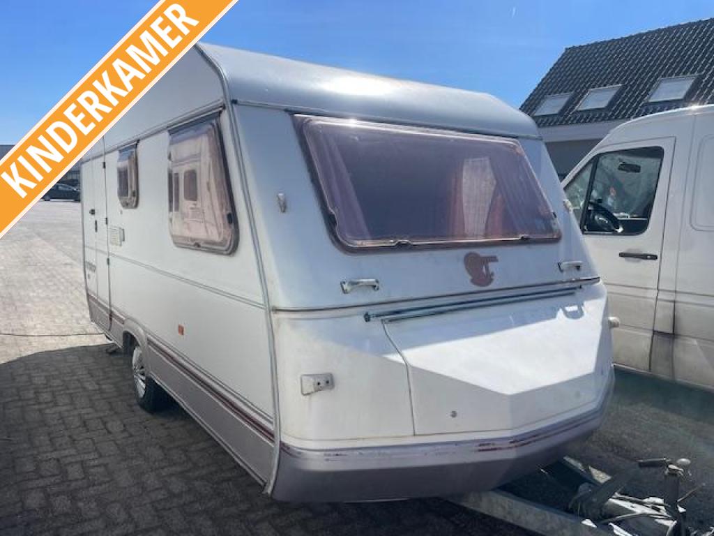 Sprite Musketeer 400 1988; vastbed stapelbed tent, Bedrijf, Treinzit, 4 tot 5 meter, 500 - 750 kg