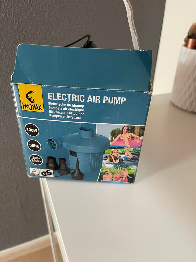 Electrische luchtpomp, Ophalen of Verzenden, Zo goed als nieuw