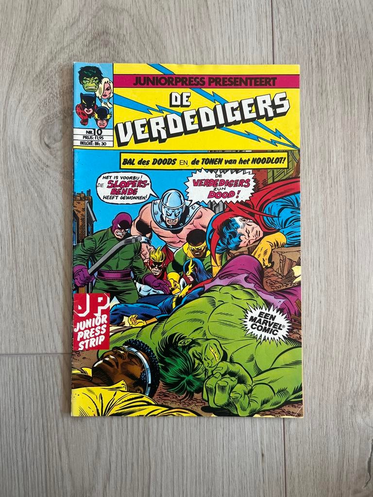 De Verdedigers nummer 10 Juniorpress strip, Boeken, Strips | Comics, Eén comic, Ophalen of Verzenden, Gelezen, Amerika