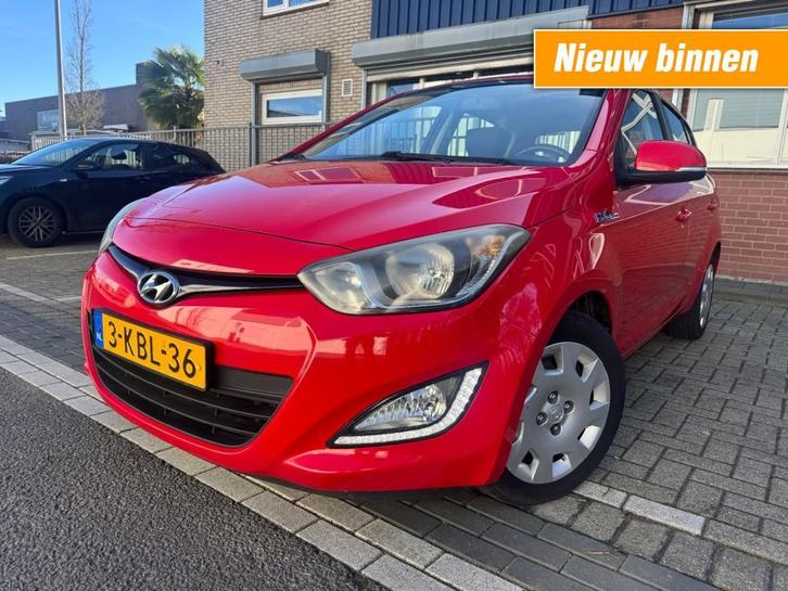 Hyundai I20 1.1 CRDi i-Motion AIRCO NETTE AUTO RIJDT GOED NA, Auto's, Hyundai, Bedrijf, i20, ABS, Airbags, Airconditioning, Alarm