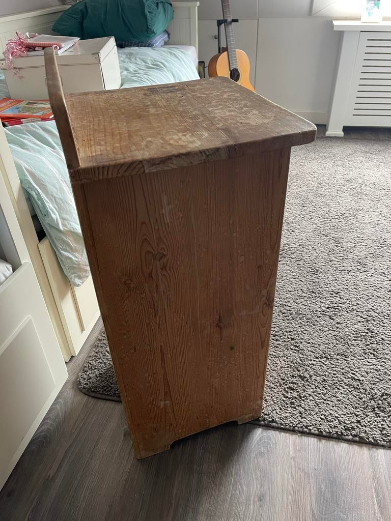 Antiek kastje te koop, Antiek en Kunst, Antiek | Meubels | Kasten, Ophalen of Verzenden