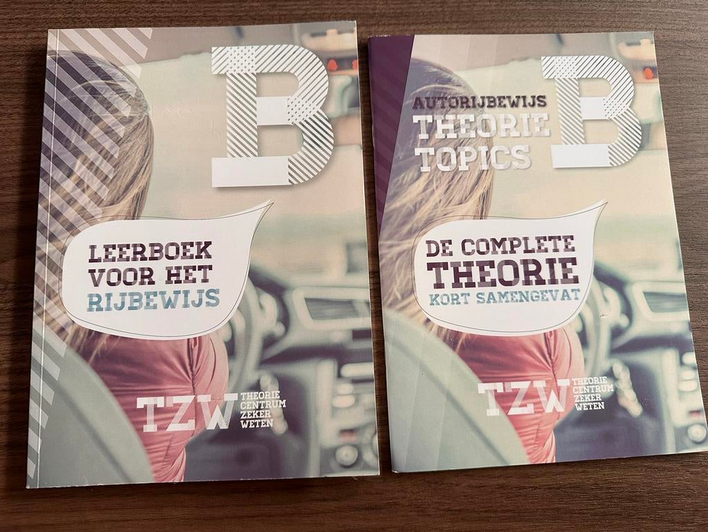 Theorieboeken Rijbewijs B - Compleet en Actueel, Boeken, Ophalen of Verzenden, Zo goed als nieuw, Niet van toepassing