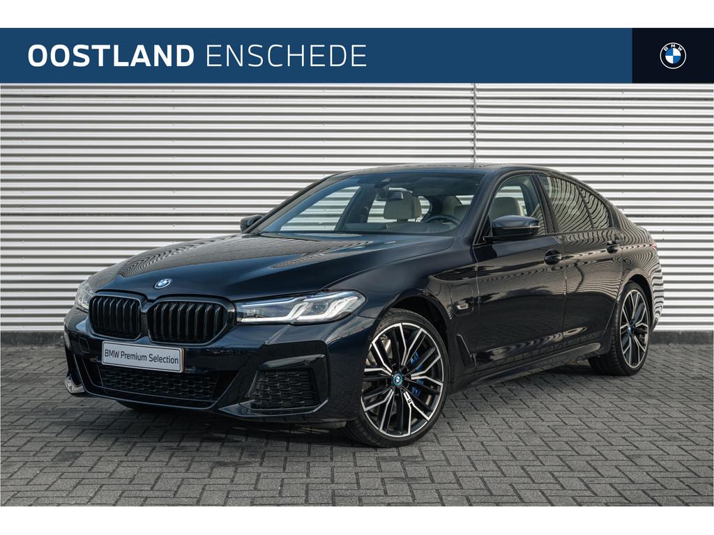 BMW 5 Serie 545e xDrive High Executive M Sport Automaat / Sc, Auto's, BMW, Bedrijf, Te koop, 5-Serie, 4x4, Achteruitrijcamera