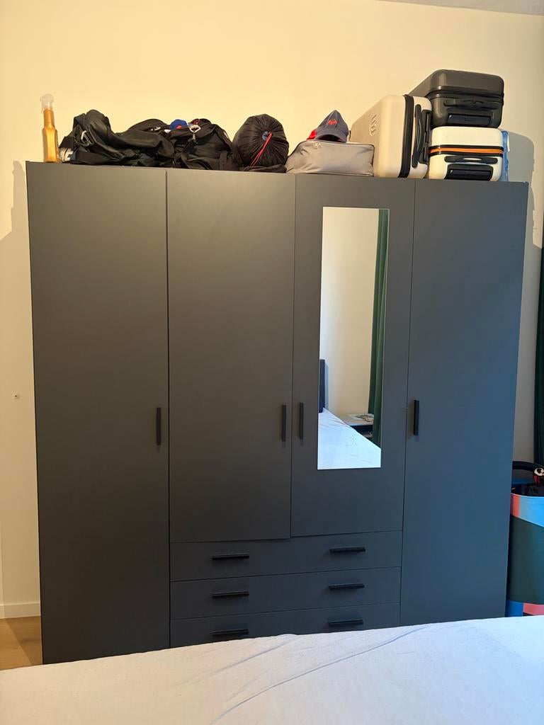 4-deurs Spring kledingkast Leenbakker - Ruime opbergoplossin, Huis en Inrichting, Kasten | Kledingkasten, Ophalen, Gebruikt, 200 cm of meer