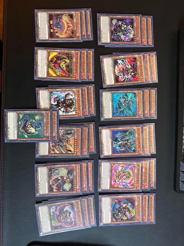 Yu-Gi-Oh! Fire King Jurrac Deck, Hobby en Vrije tijd, Verzamelkaartspellen | Yu-gi-Oh!, Ophalen of Verzenden, Zo goed als nieuw