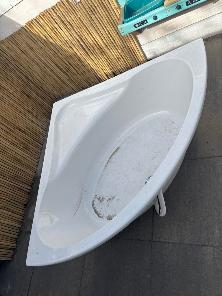 Gratis hoekbad 135x135 - Af te halen, Ophalen, Zo goed als nieuw, Bad