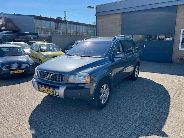 Volvo XC90 2.5 T Summum-7 Persoons, Gebruikt, Beige, 7 stoelen, 2521 cc