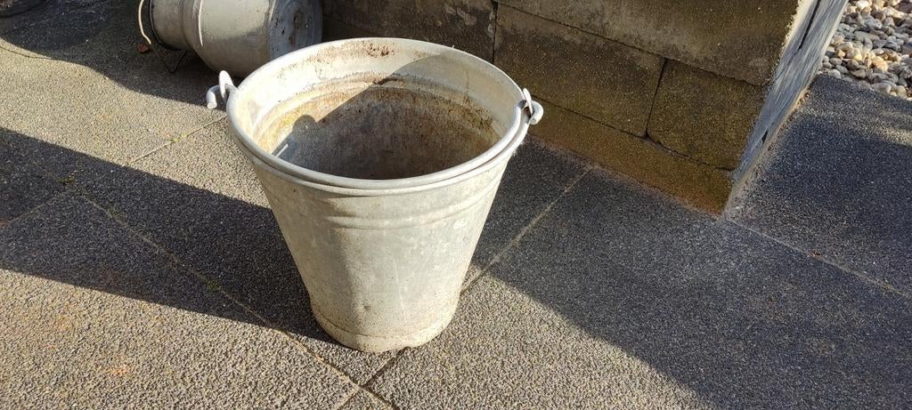 3 zinken emmers en 1 pot, Tuin en Terras, Ophalen, Gebruikt, Rond, Metaal