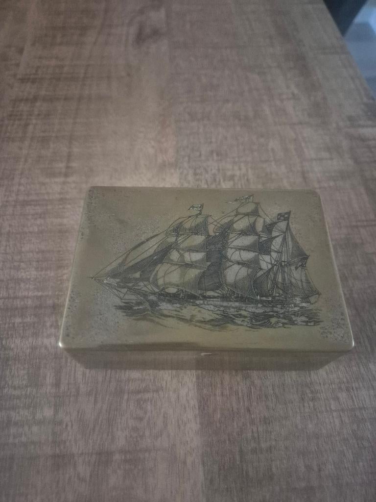 Vintage Rotterdamsche Lloyd Blikje voor (Pruim)Tabak of Thee, Verzamelen, Ophalen, Gebruikt, Motorboot of Zeilboot, Overige typen